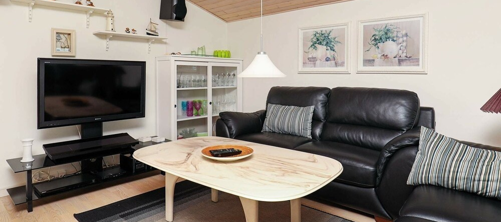 Lovely Holiday Home In Saby With Terrace, Себю — фото 1