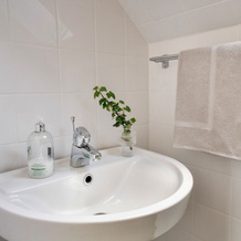 2 Bed House Sleeps 4 With Garden & Free Parking, Роннеби — фото 4