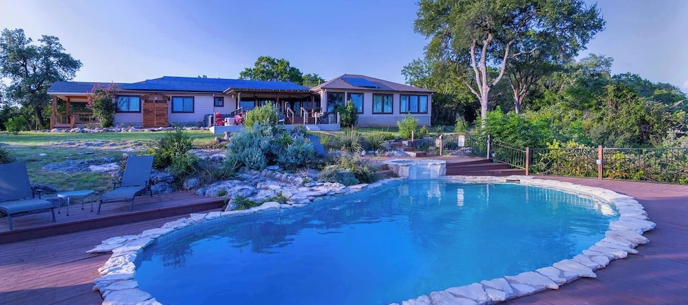 Valley View Retreat for 10, Wimberley — photo 1