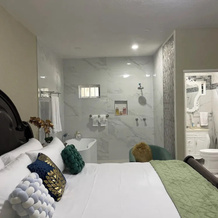 360 Rokview Suites, Kingston — photo 2