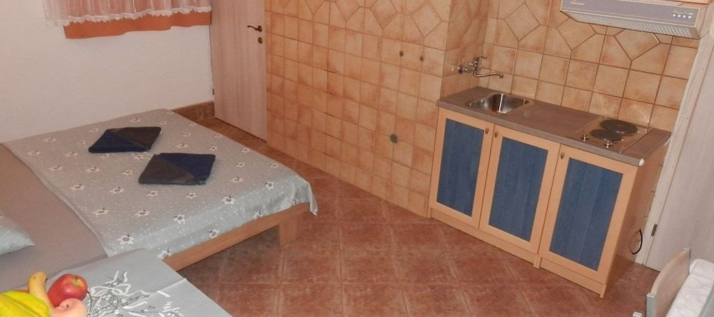 Guest House Tiho, остров Силба — фото 1