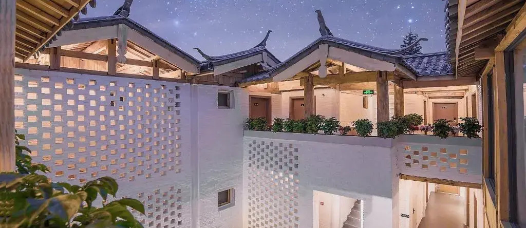 26th · Courtyard · Hotel, 丽江 — 照片 1