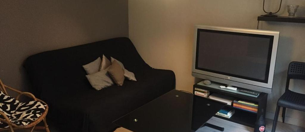 Appartement deux pièces bord de mer avec jardin, 滨海克里耶尔 — 照片 1