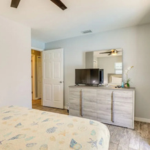 Sarasota Home w/ Heated Pool: 3 Mi to Airport!, 惠特菲尔德庄园 — 照片 5