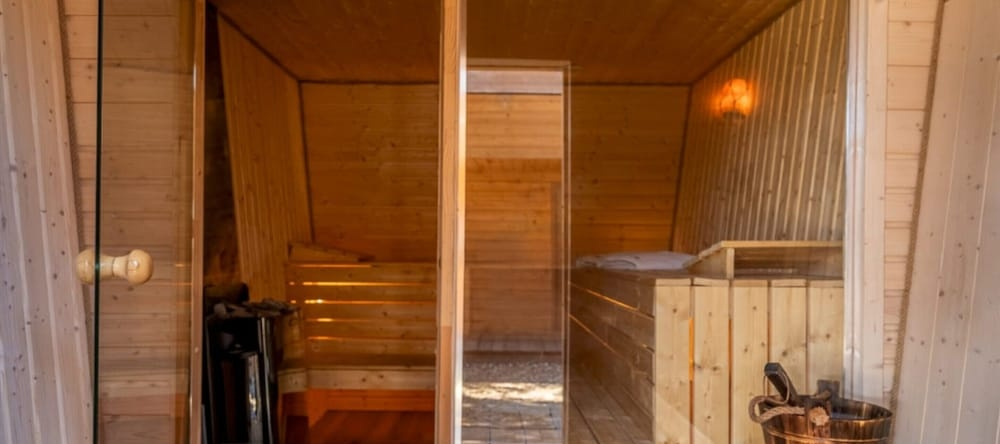 Comfortable Holiday Home With Sauna And Jacuzzi, Липуш — фото 1