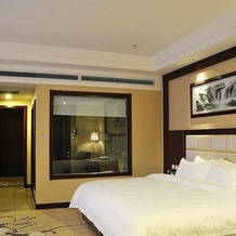 Long Fei Sheng Shi International Hotel, Yanan — photo 5