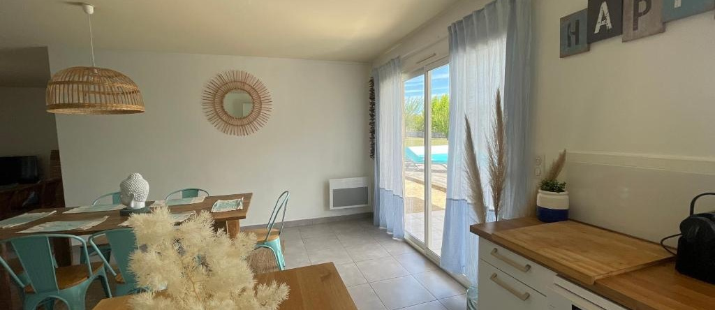 Villa familiale les coteaux de ruelle, 托南 — 照片 1