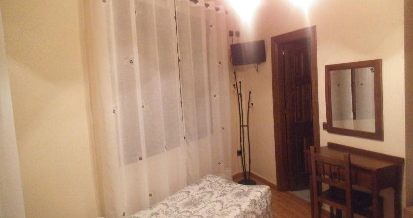 Hostal Los Galgos, Епес — фото 1