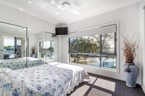 Stunning Canal Home Oh So Close To The Waterfront, 邦加里 — 照片 1