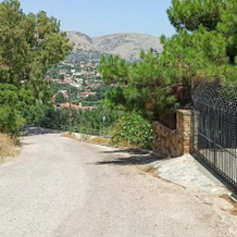 Spacious guesthouse with garden and seaview, Chios — photo 4