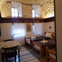 Konaku Guest house, Gjirokaster — photo 5