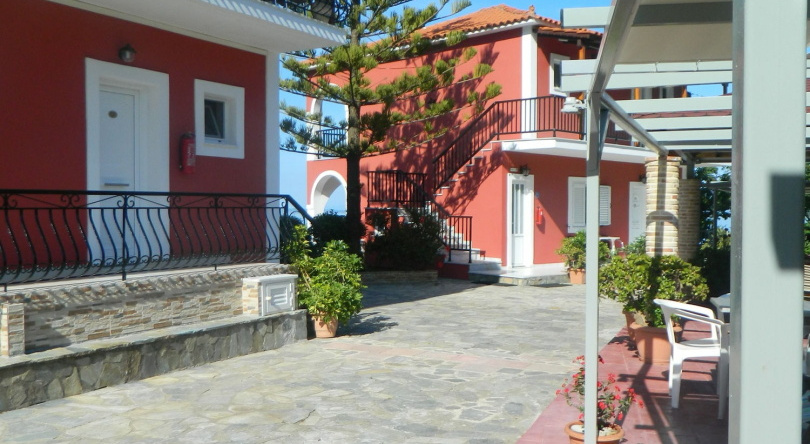 Villa Levante, Xirokastello — photo 1