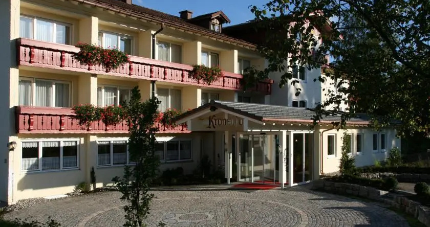 Kronenhof, 上施陶芬 — 照片 1