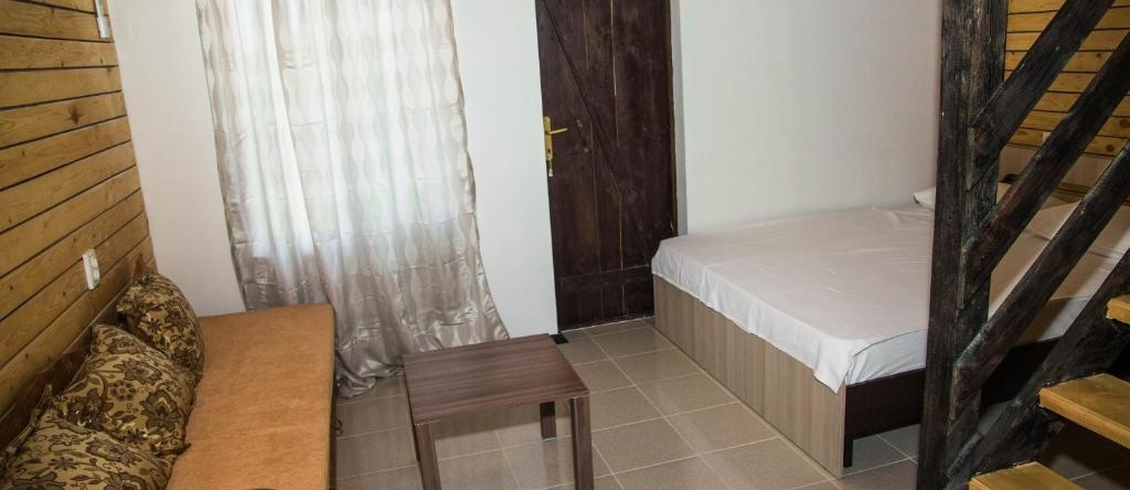 Lilly Guest House, Пицунда — фото 1