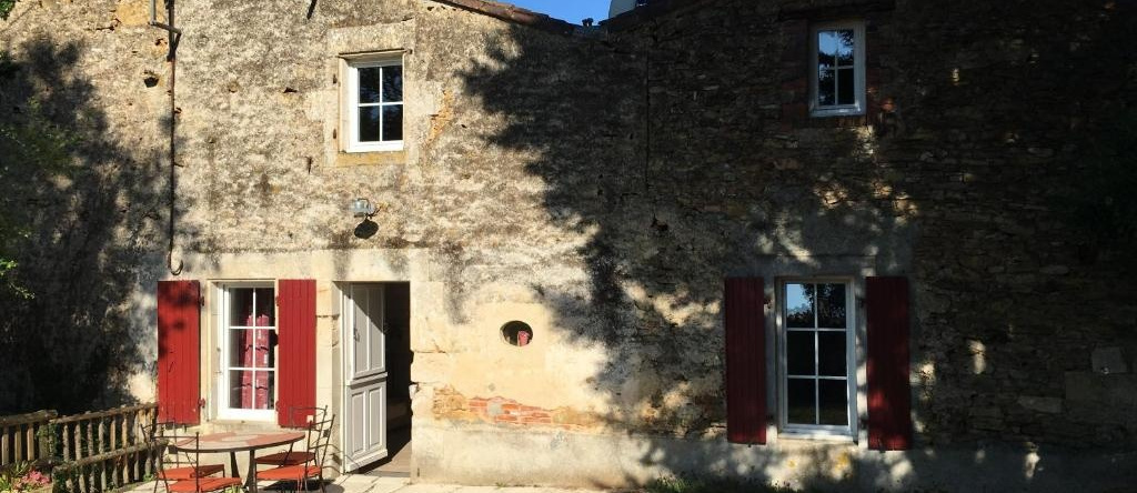 Gite Le Puy Rabasteau, 尚托奈 — 照片 1