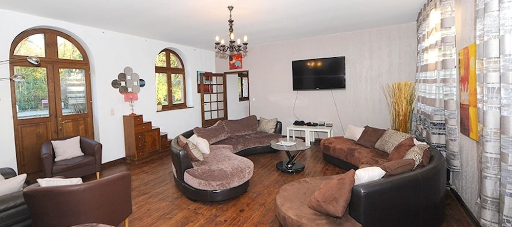 Mansion With 5 Bedrooms in Vernou-sur-brenne, With Pool Access, Enclos, Vernou-sur-Brenne — photo 1