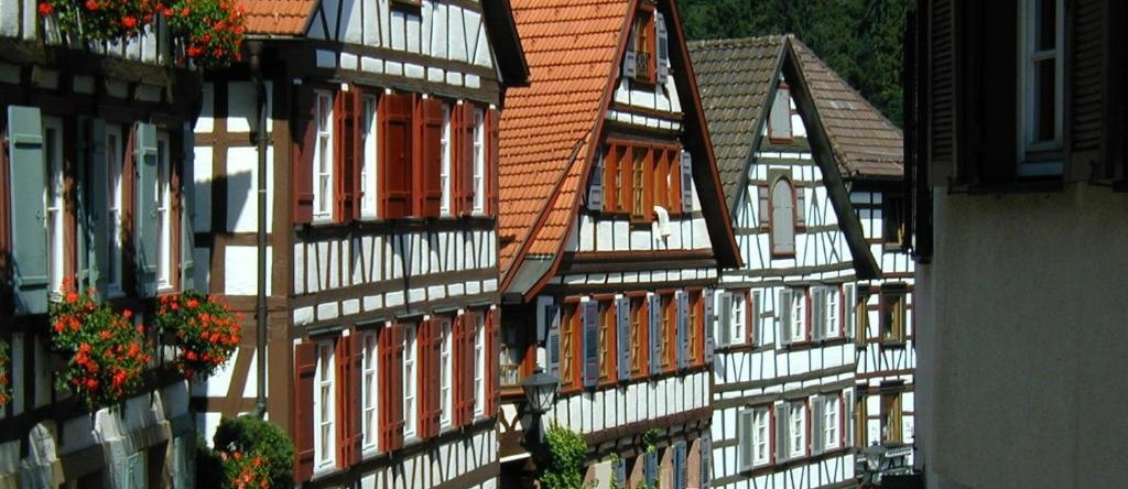 Hotel-Gasthof Zum Weyssen Rössle, 希尔塔赫 — 照片 1