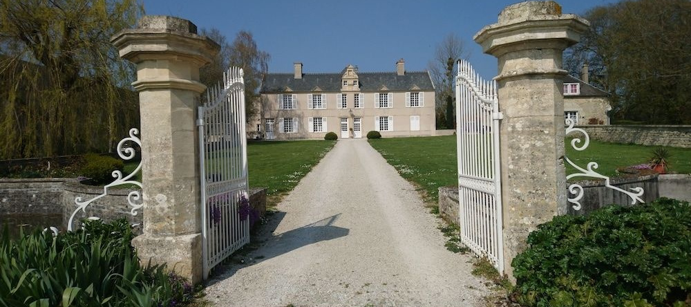 Manoir de Conjon, 克鲁伊 — 照片 1