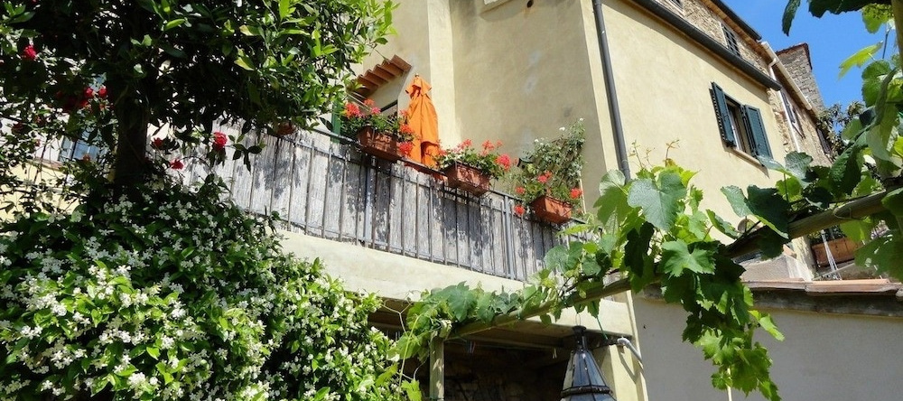 B&B La Casa Nel Borgo, Биббона — фото 1