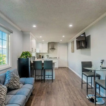 Stunning LA Luxury Retreat Ideal for Work or Play, 蒙特雷帕克 — 照片 4