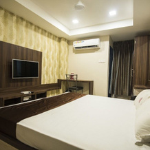 Hotel Sudharsan Residency, Итарси — фото 5