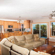 Ocean Vista Getaway by RedAwning, Lincoln Beach — photo 3