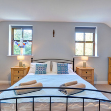 Restful Holiday Home In Glandwr Near River, Лланбоиди — фото 2