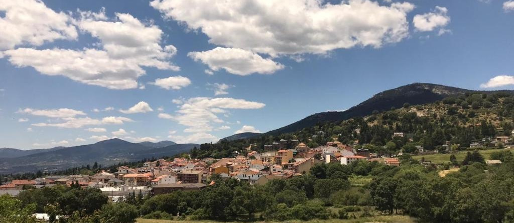 El Mirador de Cercedilla - Nueva Apertura, 切尔塞迪利亚 — 照片 1