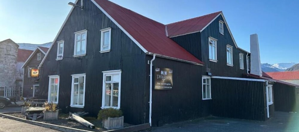 Taergesen Guesthouse, Reydarfjoerdur — photo 1