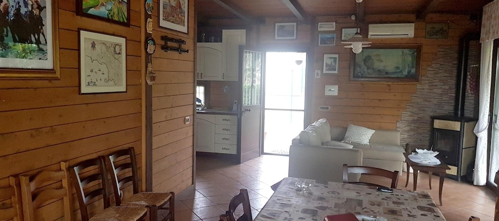 House With one Bedroom in Sant'antonio Abate, With Wonderful Mountain View, Enclosed Garden and Wifi Near the Beach, Lettere — photo 1