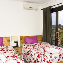 Keramas temuku family Guest house, 克拉马斯 — 照片 2