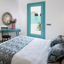 Almyriki Beach Villa Santorini 3 Bedroom Villa With Private Pool, 莫诺利索斯 — 照片 3