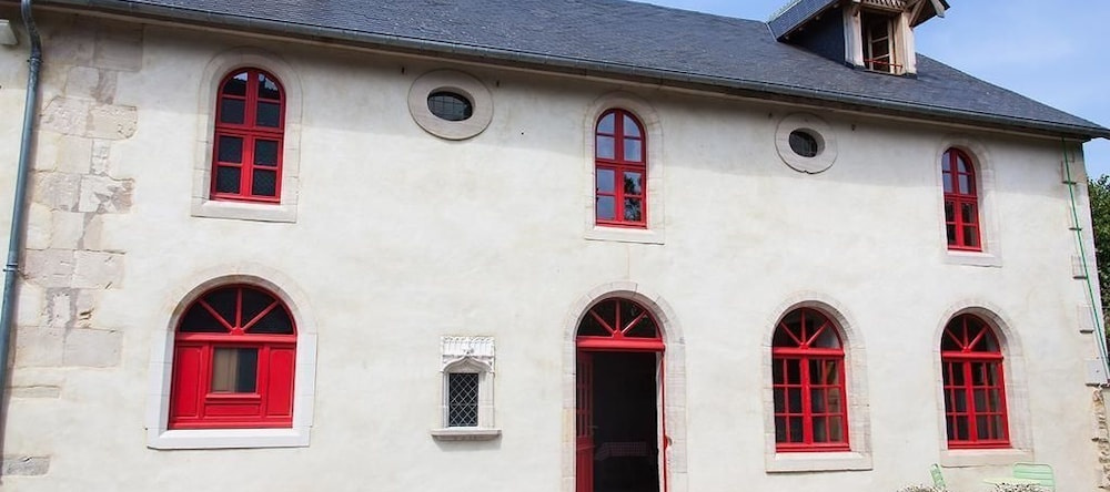 Manoir de Damigny, Saint-Martin-des-Entrees — photo 1