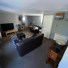 Stylish Historic Apartment - Sleeps 3 & Parking, Stalham — photo 4