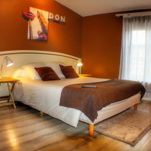 Hotel Le Miredames, 卡斯特尔 — 照片 4