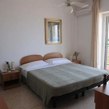 Hotel Jolì, 托尔托拉 — 照片 3