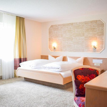 Hotel & Restaurant Castell, Leinsweiler — photo 2