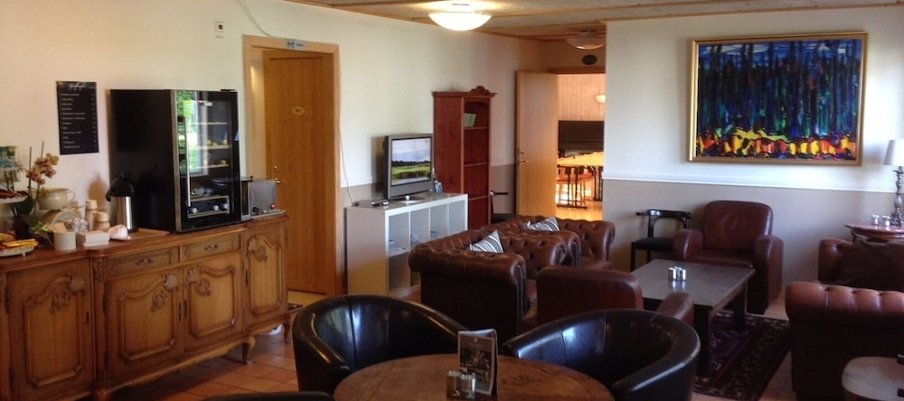 Åsundsholm Golf & Country Club, 海斯特拉 — 照片 1