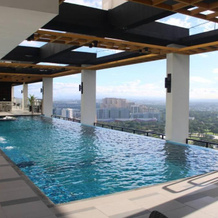 A2J Luxury Balcony BGC Suite Near SM AURA Taguig, Taguig — photo 4