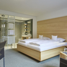 ElzLand Hotel 9 Linden BUSINESS & FAMILIEN HOTEL, 埃尔察赫 — 照片 2
