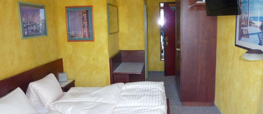 Falken Pub & Motel, Frauenfeld — photo 1