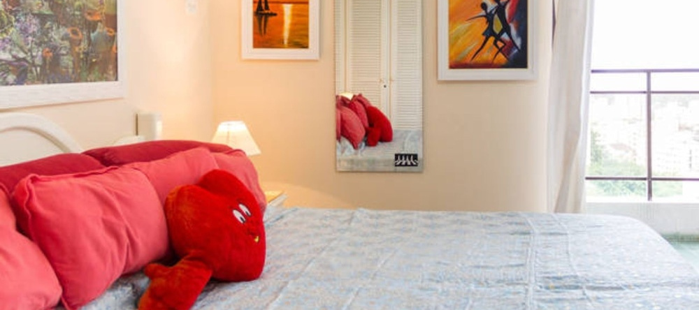 Apto Luz 3 Suites Asturias Guaruja, 瓜鲁雅 — 照片 1