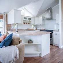 3 Manor Lodge - 2 Bedroom Lodge - Pendine, Llanddowror — photo 5