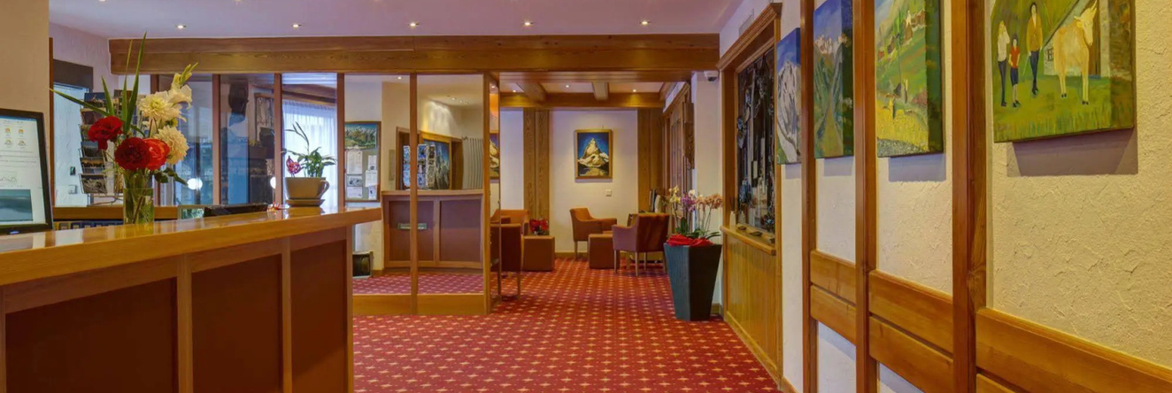 Typically Swiss Hotel Tascherhof, Taesch — photo 1