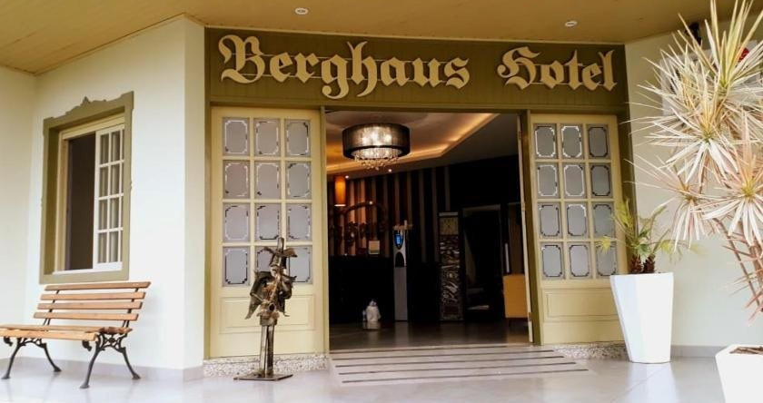 Berghaus Hotel, Нова-Петрополис — фото 1