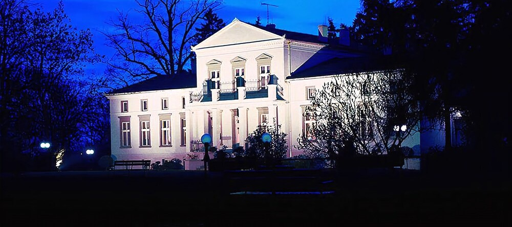 Dwor Podstolice, Miloslaw — photo 1