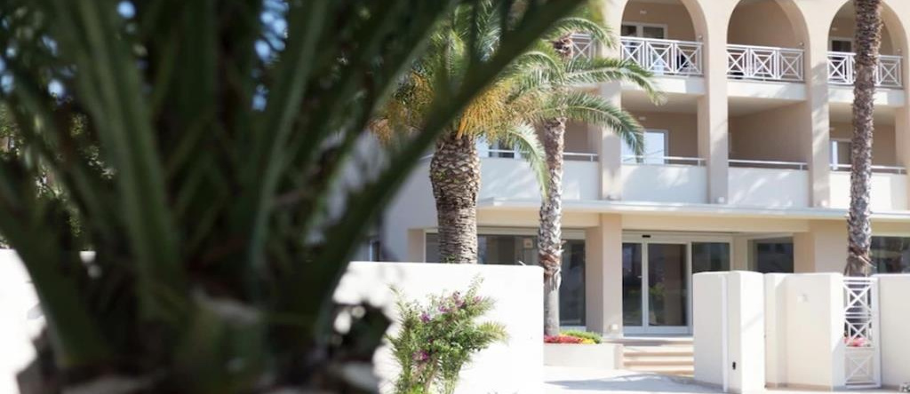 Suite Hotel L'Oasi di Riaci, 里卡迪 — 照片 1