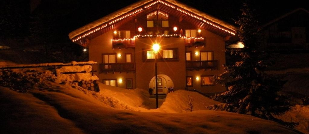 Hotel Garni Civetta, 塞尔瓦迪卡多雷 — 照片 1