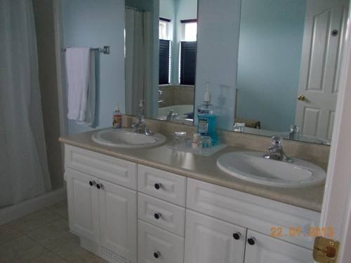Torrie B & B, Courtenay — photo 1