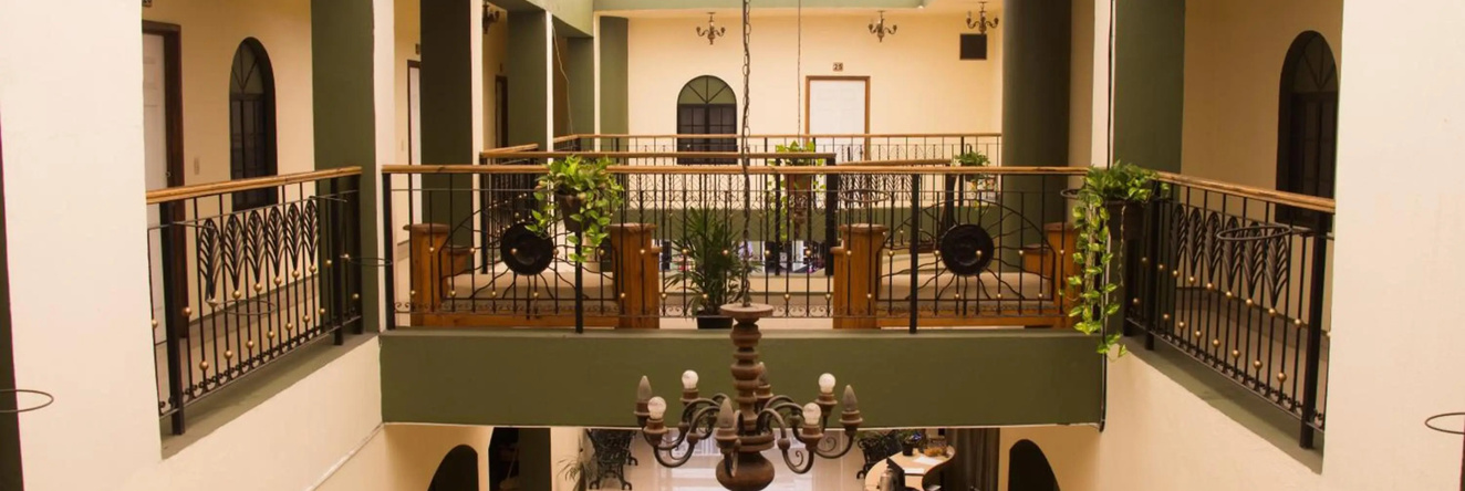 Hotel Morelos Colima, Колима — фото 1